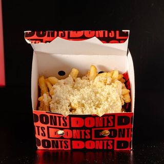 Parmesan Truffles Fries - Patatine fritte con parmigiano e Donts Truffle Mayo