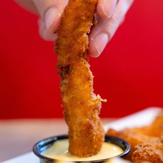 CHICKEN FINGERS