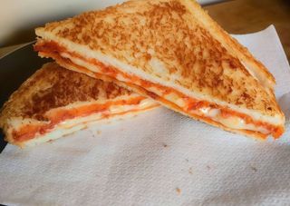 Sándwich Sobrasada Y Queso