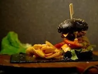 Double Black Burger 