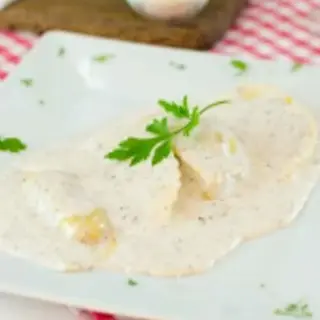 Fazzoletti rellenos de queso y pera