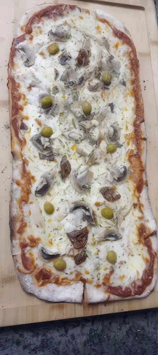 GOURMET POLLO AL CHAMPIÑON 1 MTRS (16 PORCIONES)