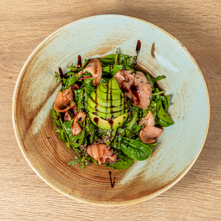 Салата Фамилия