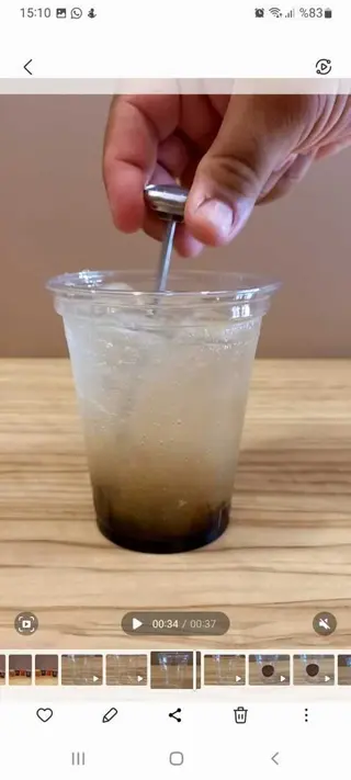 Chá Iced de frutos exóticos Grande