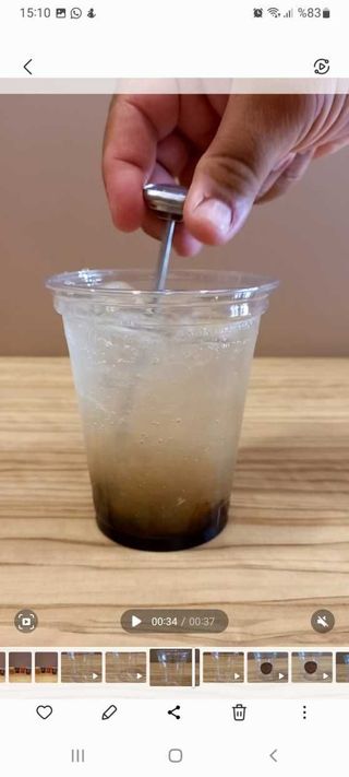 Chá Iced de frutos exóticos Grande