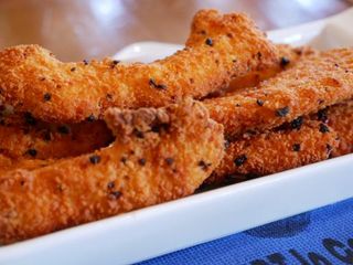 TIRAS POLLO REBOZADO PICANTES CASERAS