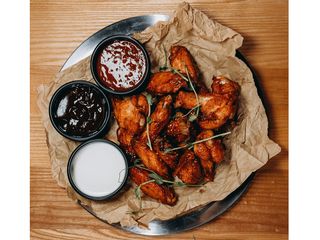 Сет крилець (890g)