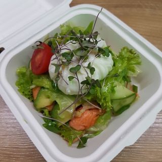 Смачний сніданок Бенедикта з лососем (265грам)