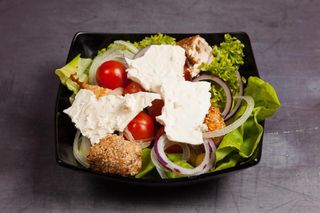 Obrok salata sa piletinom