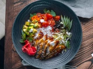 Поке з вугрем (350г)