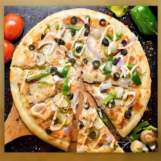 Pizza sa dimljenom pastrmkom