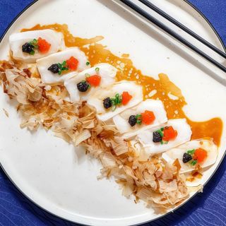 sashimi usuzukuri a la trufa (6 uds.)