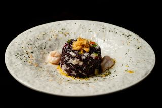 242. Arroz Venus Salteado Con Verduras Y Gambas