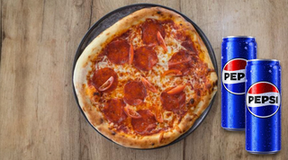 Peperoni pizza 37cm + 2x Pepsi 0.33l