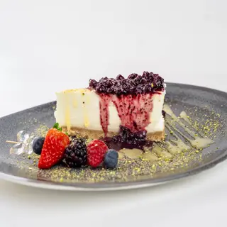CHEESECAKE CON FRUTOS DEL BOSQUE 