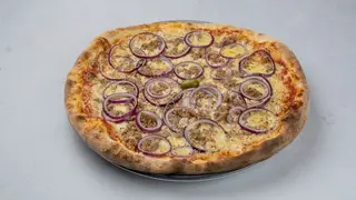 Pizza Al Tonno