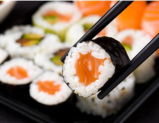 Maki De Salmón (8 Uds.)