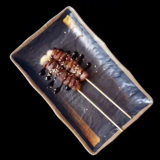 81. Brochetas De Ternera Con Queso A La Plancha (4 Uds.)