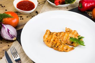 Piept de pui la gratar