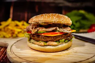 Rocky Bacona Burger