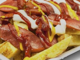 Salchipapa (ración)