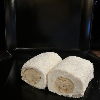 Lokum cu alune de padure