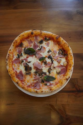 Pizza prosciutto e funghi (33 cm.)