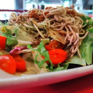 Ensalada De Gulas Templada