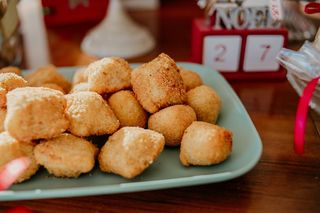 Caixa Salgados 25 Unidades