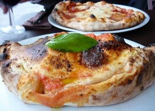 Calzone pugliese