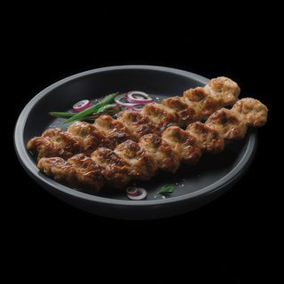 Lulia Kebab De Pollo con verduras y patata