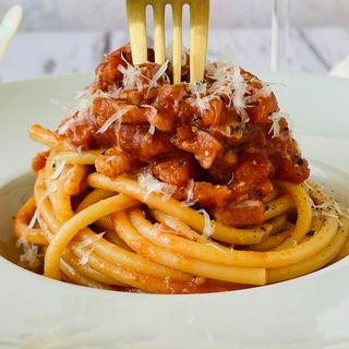 Spaghetti Amatriciana. ( versión española ) ( 1ud)