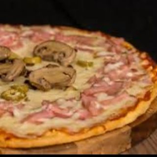 Pizza 4 Estaciones (Grande)
