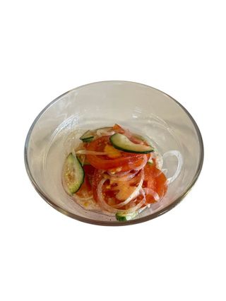 Салат "Ачик-чучук"