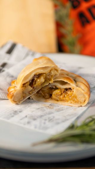 Empanada De Cheese Burger