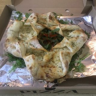 Pan De Ajo Al Pesto