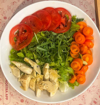 Insalatona mista vegetariana