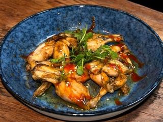 Жабʼячі лапки по - тайськи / Zampe di rana alla thailandese (200g)