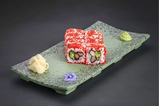 Рол каліфорнія з вугрем (300г)