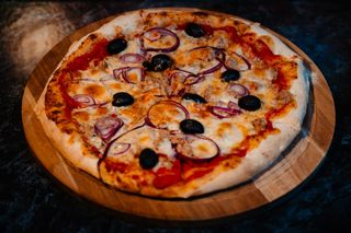 Pizza cu ton Ø 32cm