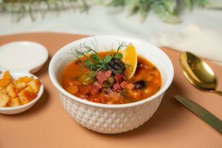 Солянка сборная мясная