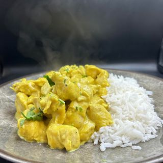 Piletina u curry sosu