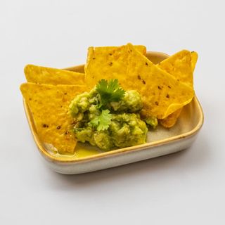 Nachos com Guacamole