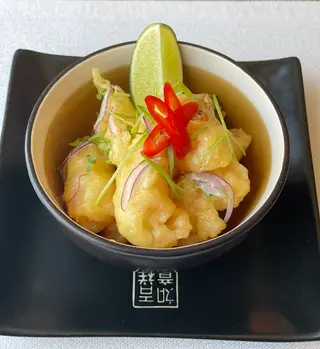 Crevete tempura în sos cremos