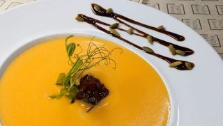 Крем-суп із гарбуза з в'яленими томатами, вершками (300г)