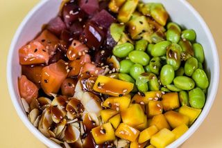 Poke salmone teriyaki