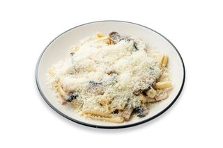 Казаречче с курицей  и грибами