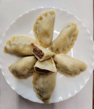 Pierogi z mięsem porcja 6szt