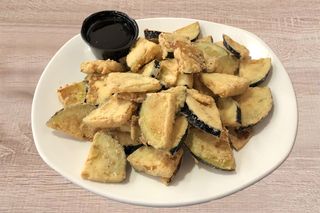 Berenjenas Fritas Con Miel De Caña