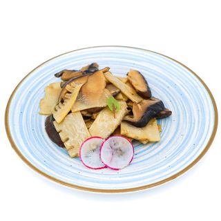 568. Bambù e funghi saltati